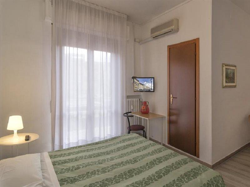 Hotel Cecile Пиза Экстерьер фото