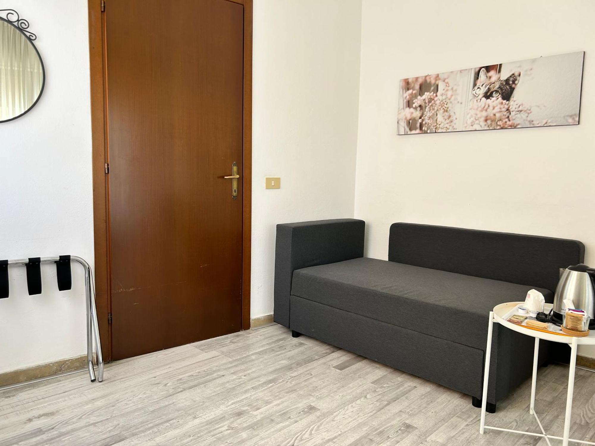Hotel Cecile Пиза Экстерьер фото