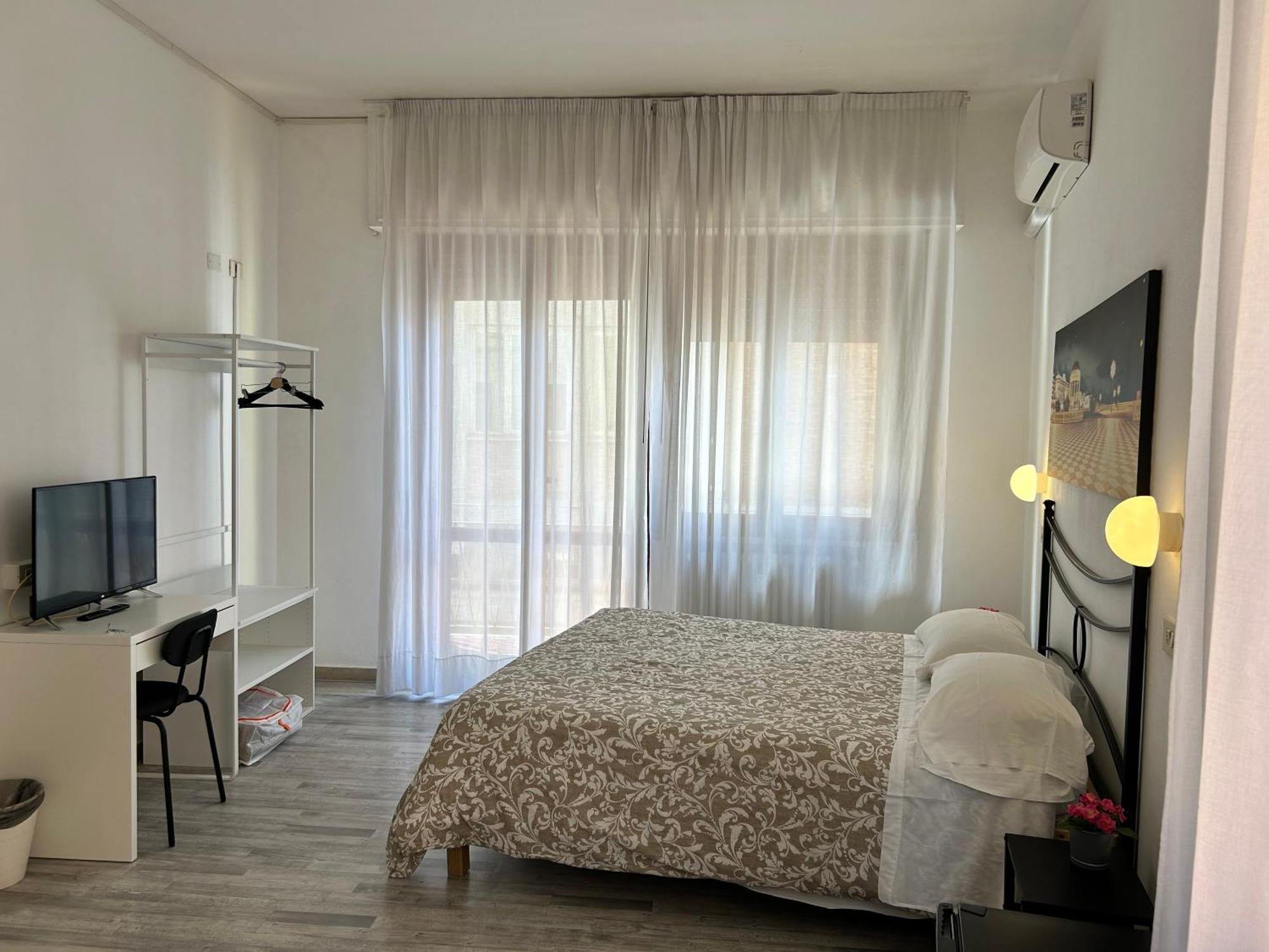 Hotel Cecile Пиза Экстерьер фото