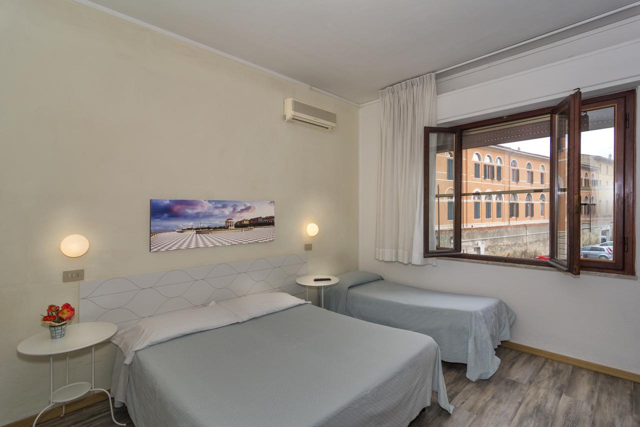 Hotel Cecile Пиза Экстерьер фото